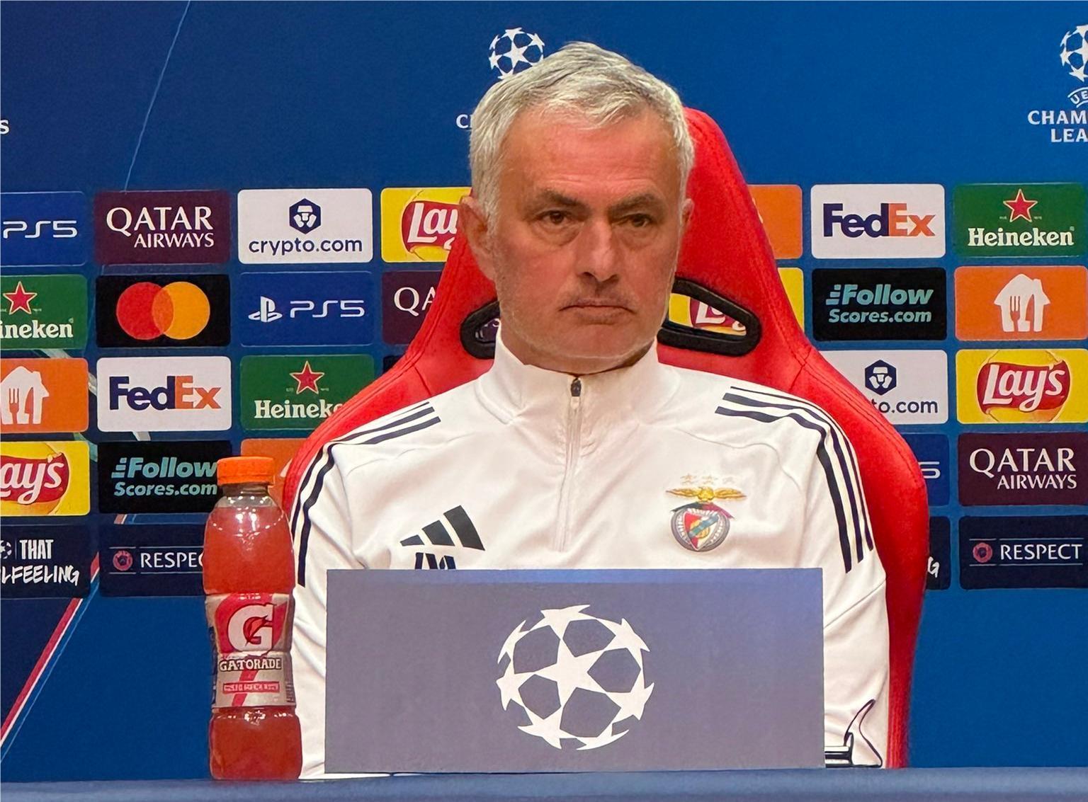 穆帅:没和阿韦洛亚联系过,我们之间不需要特意联系互祝好运